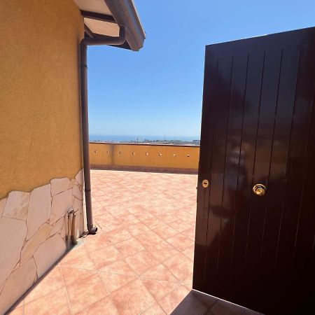 Vila Attico Etnamare Gravina di Catania Exteriér fotografie